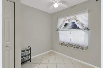 7843 Willow Spring Drive #615, Lake Worth, FL 33467 - Photo 16