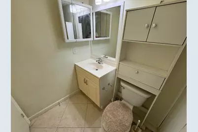 9660 Sunrise Lakes Boulevard #202, Sunrise, FL 33322 - Photo 22