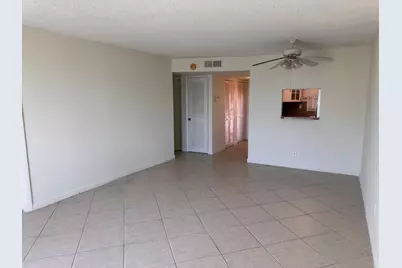9660 Sunrise Lakes Boulevard #202, Sunrise, FL 33322 - Photo 6