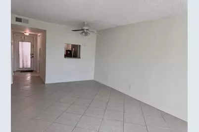 9660 Sunrise Lakes Boulevard #202, Sunrise, FL 33322 - Photo 8