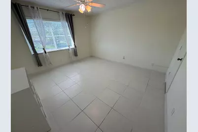 9660 Sunrise Lakes Boulevard #202, Sunrise, FL 33322 - Photo 12