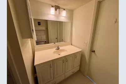 9660 Sunrise Lakes Boulevard #202, Sunrise, FL 33322 - Photo 18