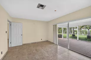 8 Bell Ln, West Palm Beach, FL 33406 - Photo 26