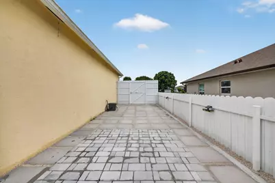 431 SW Molloy Street, Port Saint Lucie, FL 34984 - Photo 18