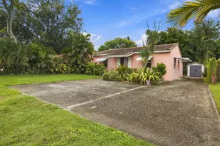 1524 NE 2nd Ave, Fort Lauderdale, FL 33304 - Photo 2