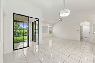 8292 Waterline Dr, Boynton Beach, FL 33472 - Photo 26