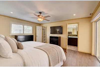1086 SW 28th Avenue, Boynton Beach, FL 33426 - Photo 12