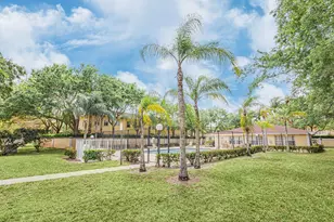 1505 Palm Beach Trace Dr, Royal Palm Beach, FL 33411 - Photo 26