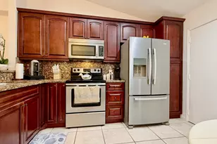 10938 Roebelini Palm Ct, Boynton Beach, FL 33437 - Photo 8