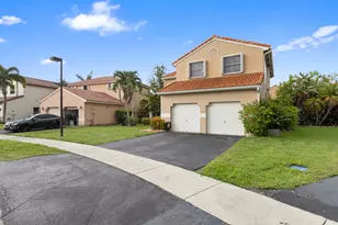 18413 NW 20th St, Pembroke Pines, FL 33029 - Photo 2