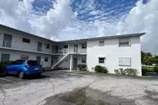 420 W Palm St, Lantana, FL 33462 - Photo 1