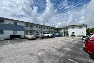 420 W Palm St, Lantana, FL 33462 - Photo 2