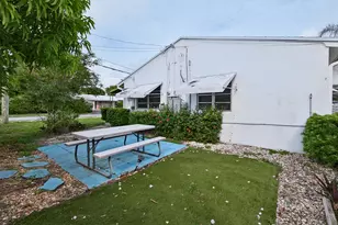 2312 NE 4th St, Pompano Beach, FL 33062 - Photo 24