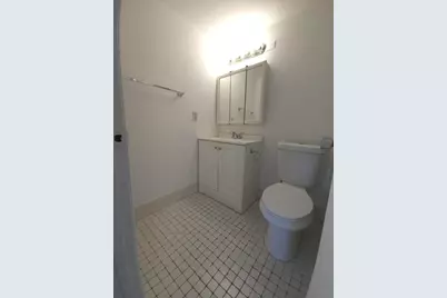 129 Norwich F, West Palm Beach, FL 33417 - Photo 12
