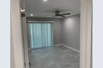 1064 Exeter D, Boca Raton, FL 33434 - Photo 8