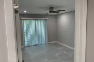 1064 Exeter D, Boca Raton, FL 33434 - Photo 8