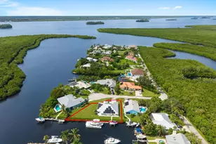 122 Queen Frederika Ct, Hutchinson Island, FL 34949 - Photo 58