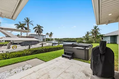 122 Queen Frederika Court, Hutchinson Island, FL 34949 - Photo 40