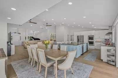 122 Queen Frederika Court, Hutchinson Island, FL 34949 - Photo 16