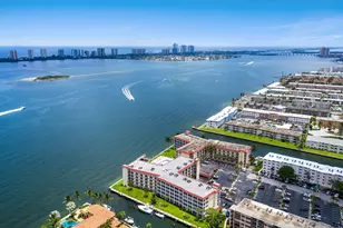 100 Paradise Harbour Blvd, North Palm Beach, FL 33408 - Photo 18