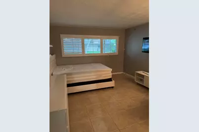 355 SE 7th Street, Dania Beach, FL 33004 - Photo 10