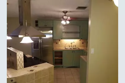5725 Fernley Drive E #7, West Palm Beach, FL 33415 - Photo 2