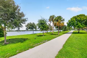 2290 Sunset Ave, Lake Worth Beach, FL 33461 - Photo 18