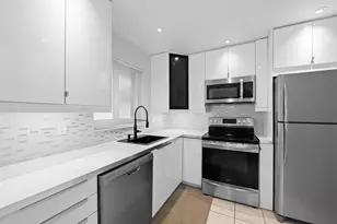 5300 Washington St, Hollywood, FL 33021 - Photo 2