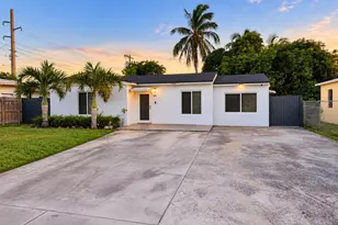510 NW 108th St, Miami, FL 33168 - Photo 2