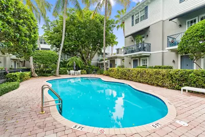 2243 NE 9th Avenue, Wilton Manors, FL 33305 - Photo 1