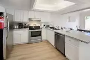 5720 NE 27th Ave, Fort Lauderdale, FL 33308 - Photo 8