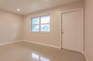 5201 NW 17th Ct, Lauderhill, FL 33313 - Photo 4