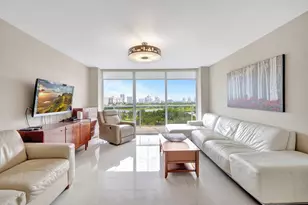 3701 N Country Club Dr, Aventura, FL 33180 - Photo 4