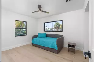 303 De Carie St, Delray Beach, FL 33444 - Photo 24