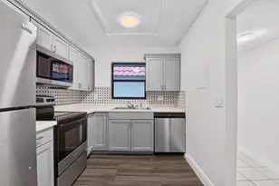 2121 W Woolbright Rd, Boynton Beach, FL 33426 - Photo 12