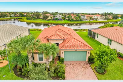 12063 SW Bennington Circle, Port Saint Lucie, FL 34987 - Photo 2