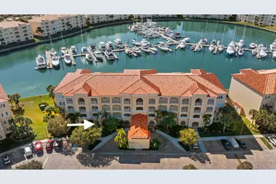 9 Harbour Isle Drive E #102, Fort Pierce, FL 34949 - Photo 2