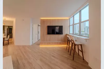 801 Brickell Bay Drive #1168, Miami, FL 33131 - Photo 10