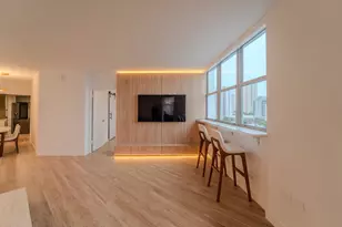 801 Brickell Bay Dr, Miami, FL 33131 - Photo 10
