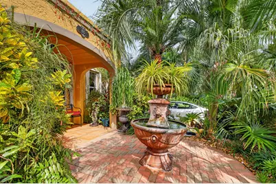 415 Colonial Road, West Palm Beach, FL 33405 - Photo 12