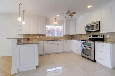 949 Greensward Lane, Delray Beach, FL 33445 - Photo 4