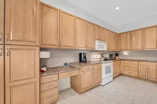7546 Pebble Shores Terrace, Lake Worth, FL 33467 - Photo 20