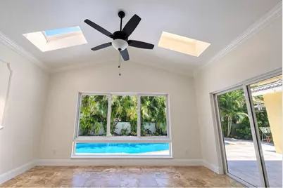 2465 Kimmie Drive, Hollywood, FL 33026 - Photo 2