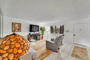 7342 Ashmont Cir, Tamarac, FL 33321 - Photo 4
