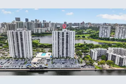 3625 N Country Club Drive #1807, Aventura, FL 33180 - Photo 32