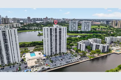3625 N Country Club Drive #1807, Aventura, FL 33180 - Photo 34