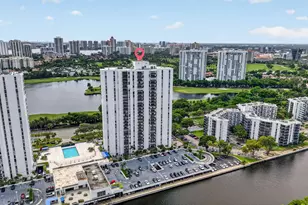 3625 N Country Club Dr, Aventura, FL 33180 - Photo 34