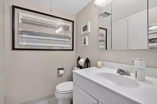3625 N Country Club Dr, Aventura, FL 33180 - Photo 14