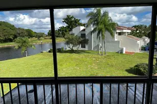 6625 Racquet Club Dr, Lauderhill, FL 33319 - Photo 32