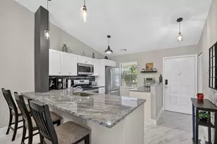 4570 Lucerne Lakes Blvd E, Lake Worth, FL 33467 - Photo 12